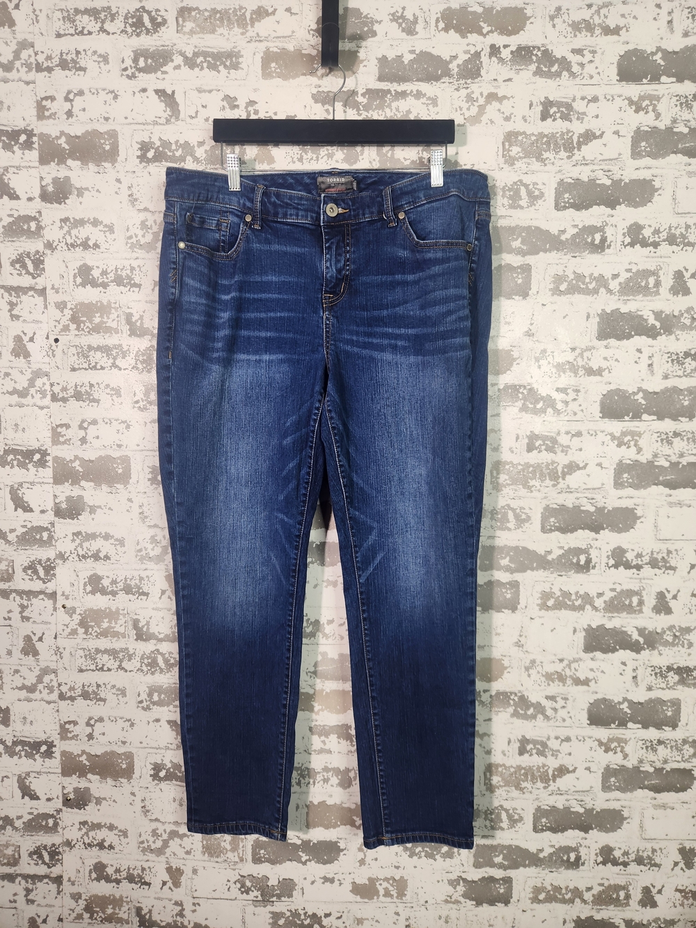 Torrid Dark Wash Slim Fit Crop Jeans Distressed Fade Whisker Stretch Size 16R